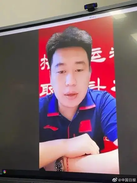 这个班级暑假拿了12枚奥运金牌，还开了个班会