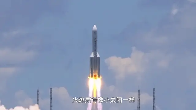 酸了酸了！这对00后情侣，“宇宙级浪漫”